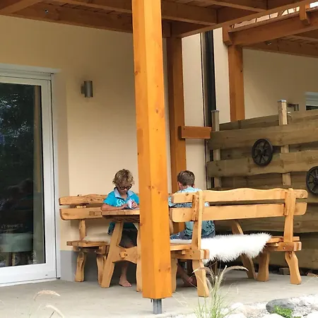 Feriehus Berghaus Christel - Bij Skilift - Grote Tuin Met Bergbeek