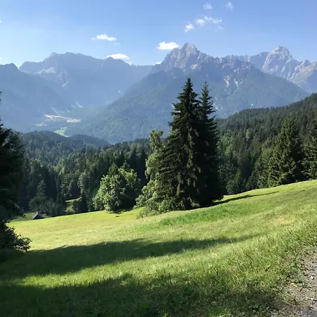 Berghaus Christel - Bij Skilift - Grote Tuin Met Bergbeek * Arnoldstein