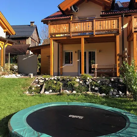 Casa vacanze Berghaus Christel, Bergbeek In Grote Tuin *