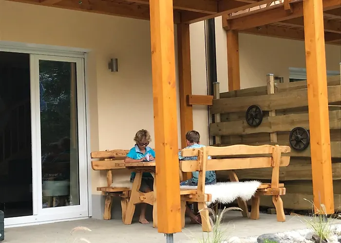 Feriehus Berghaus Christel - Bij Skilift - Grote Tuin Met Bergbeek