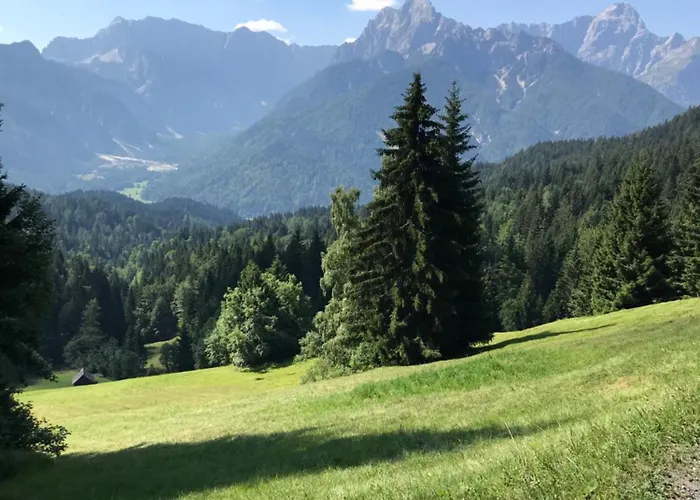 Berghaus Christel - Bij Skilift - Grote Tuin Met Bergbeek * Arnoldstein
