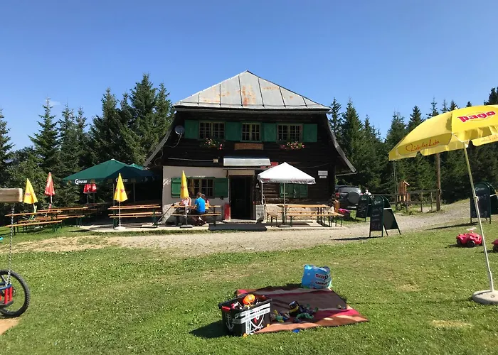 Holiday home Berghaus Christel - Bij Skilift - Grote Tuin Met Bergbeek