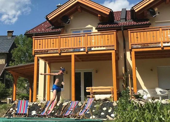 Berghaus Christel - Bij Skilift - Grote Tuin Met Bergbeek Arnoldstein